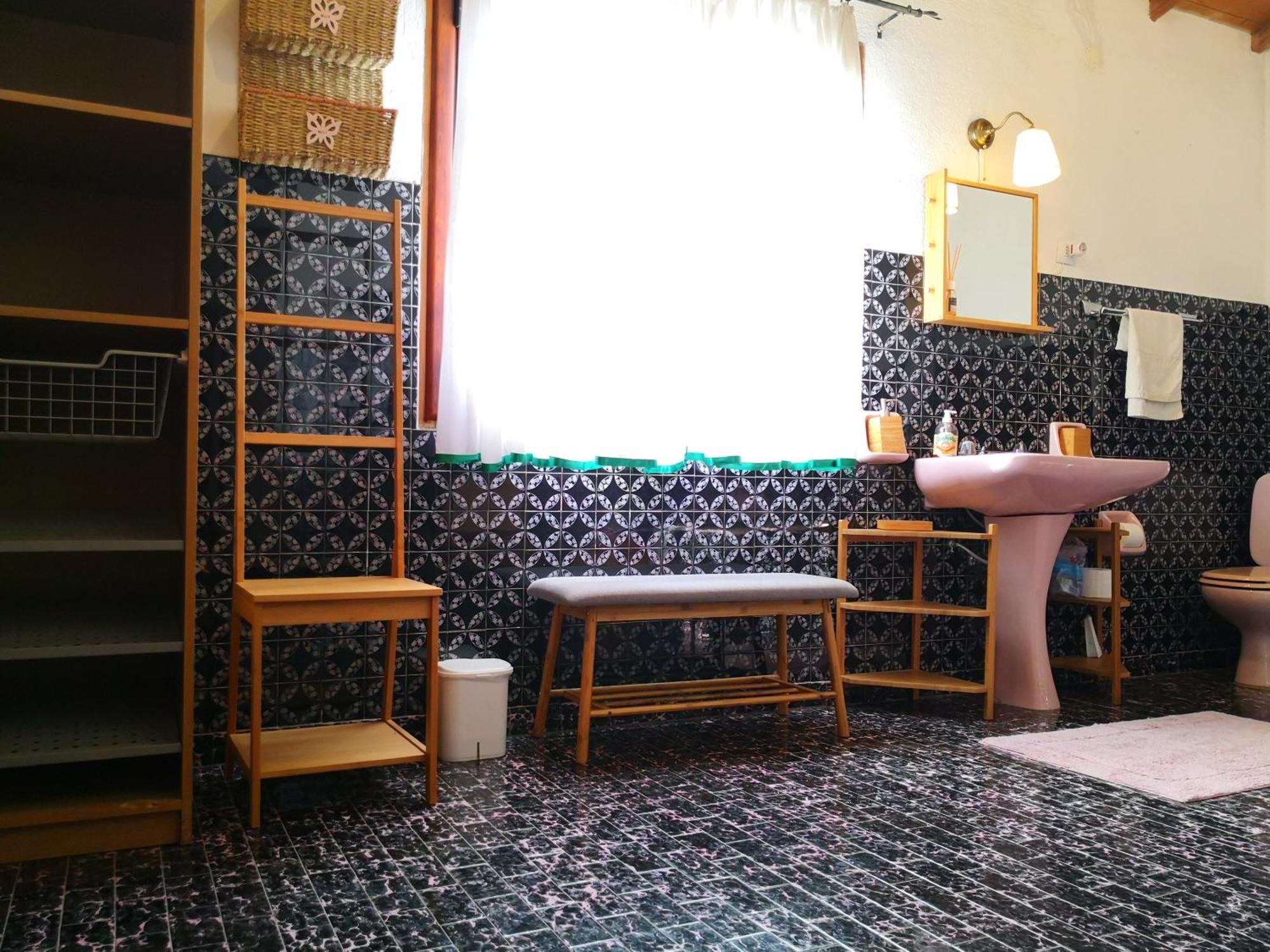 Zia Chiarina Bed & Breakfast San Nicolo Gerrei Oda fotoğraf